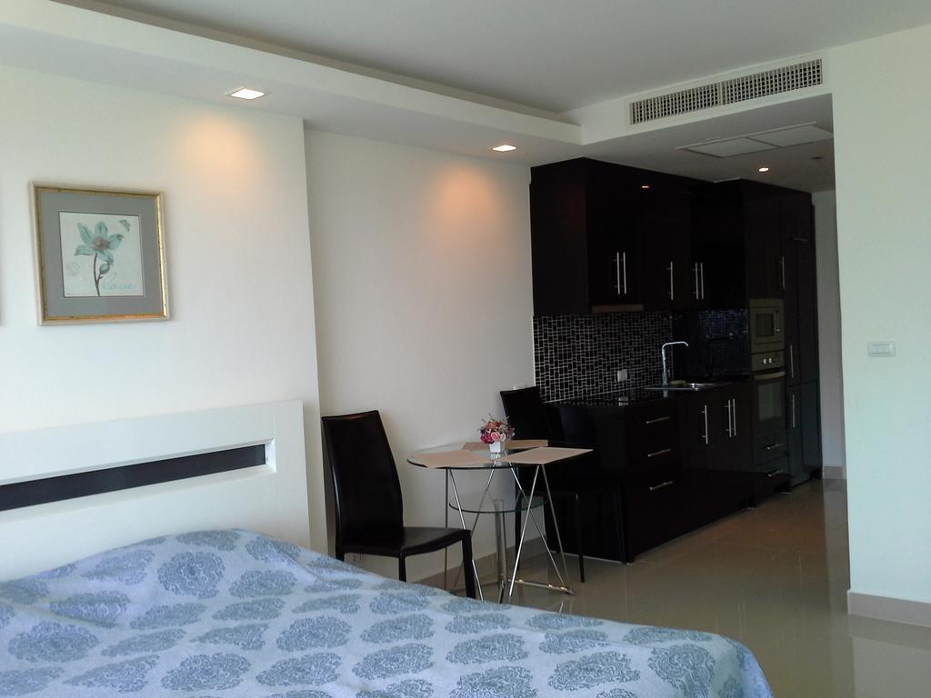 Cosy Beach View Apartments Pattaya Dış mekan fotoğraf