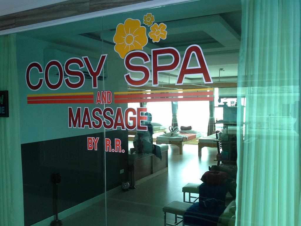 Cosy Beach View Apartments Pattaya Dış mekan fotoğraf